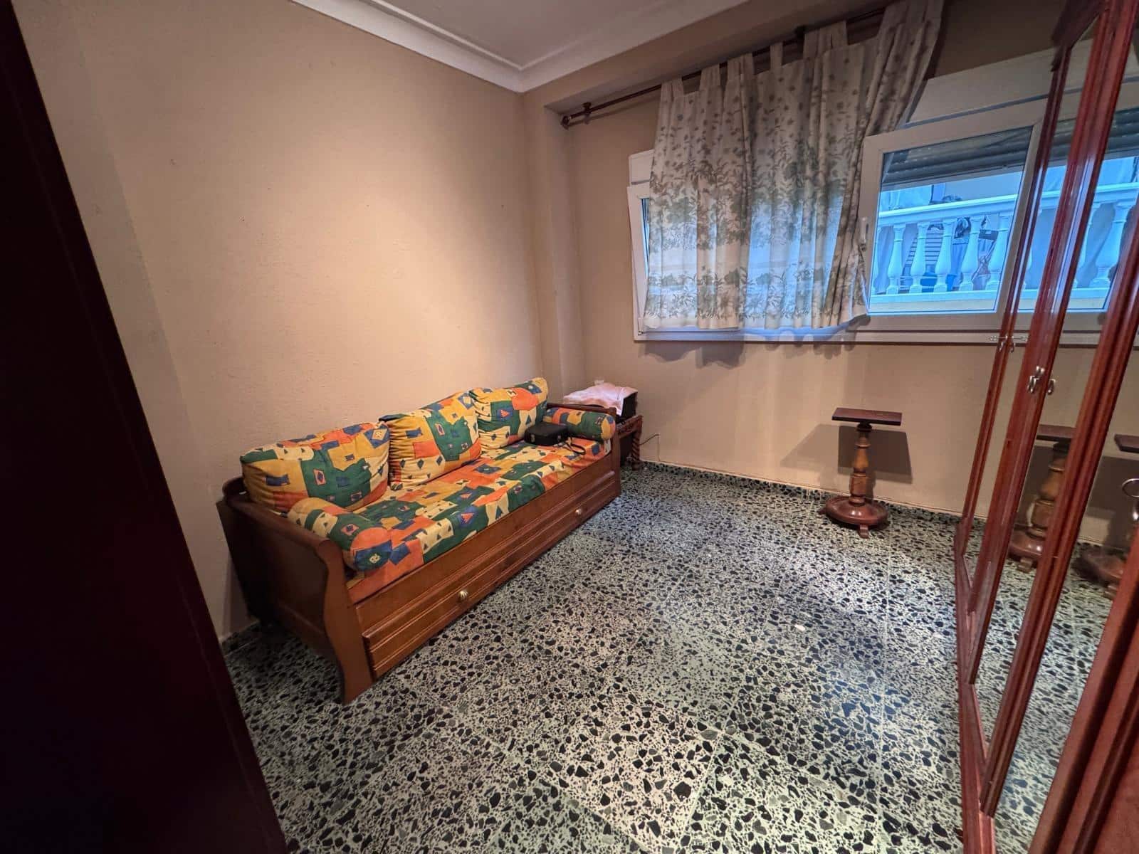 4 quarto Casa em Banda para venda em Malaga cidade - 440 000 € (Ref: 9656925)