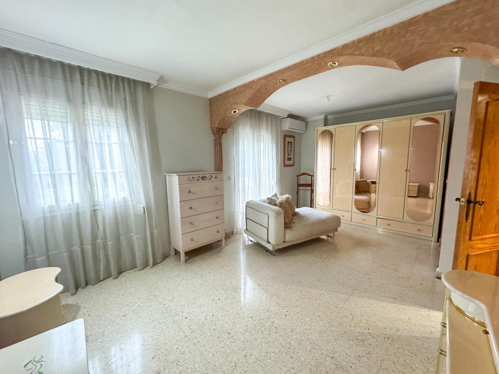 4 Zimmer Reihenhaus zu verkaufen in Churriana mit Pool - 495.000 € (Ref: 9656927)