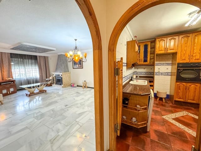 4 Zimmer Reihenhaus zu verkaufen in Guadalmar, Málaga Stadt mit Pool - 495.000 € (Ref: 9656927)