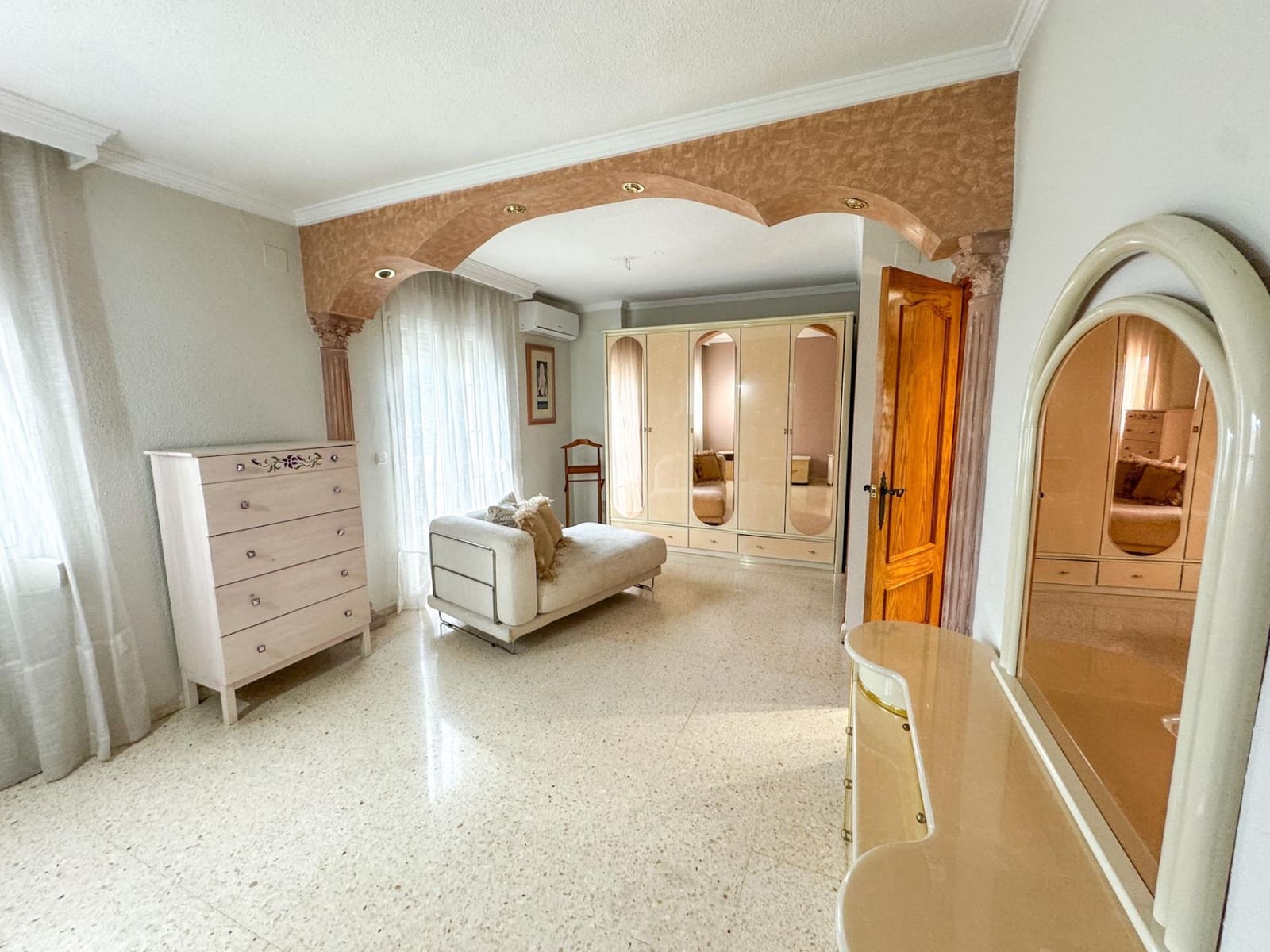 4 Zimmer Reihenhaus zu verkaufen in Churriana mit Pool - 495.000 € (Ref: 9656927)