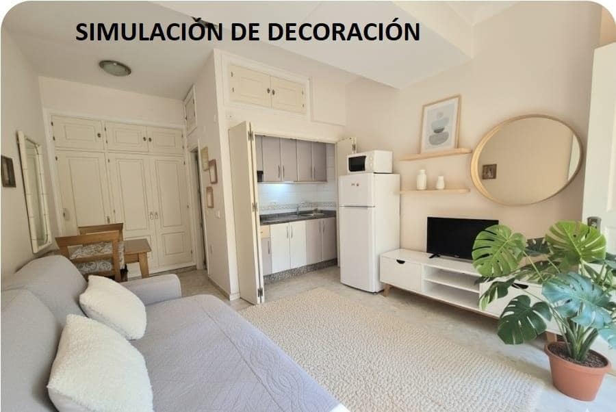 Studio til salgs i Benalmadena med svømmebasseng - € 149 500 (Ref: 9656929)