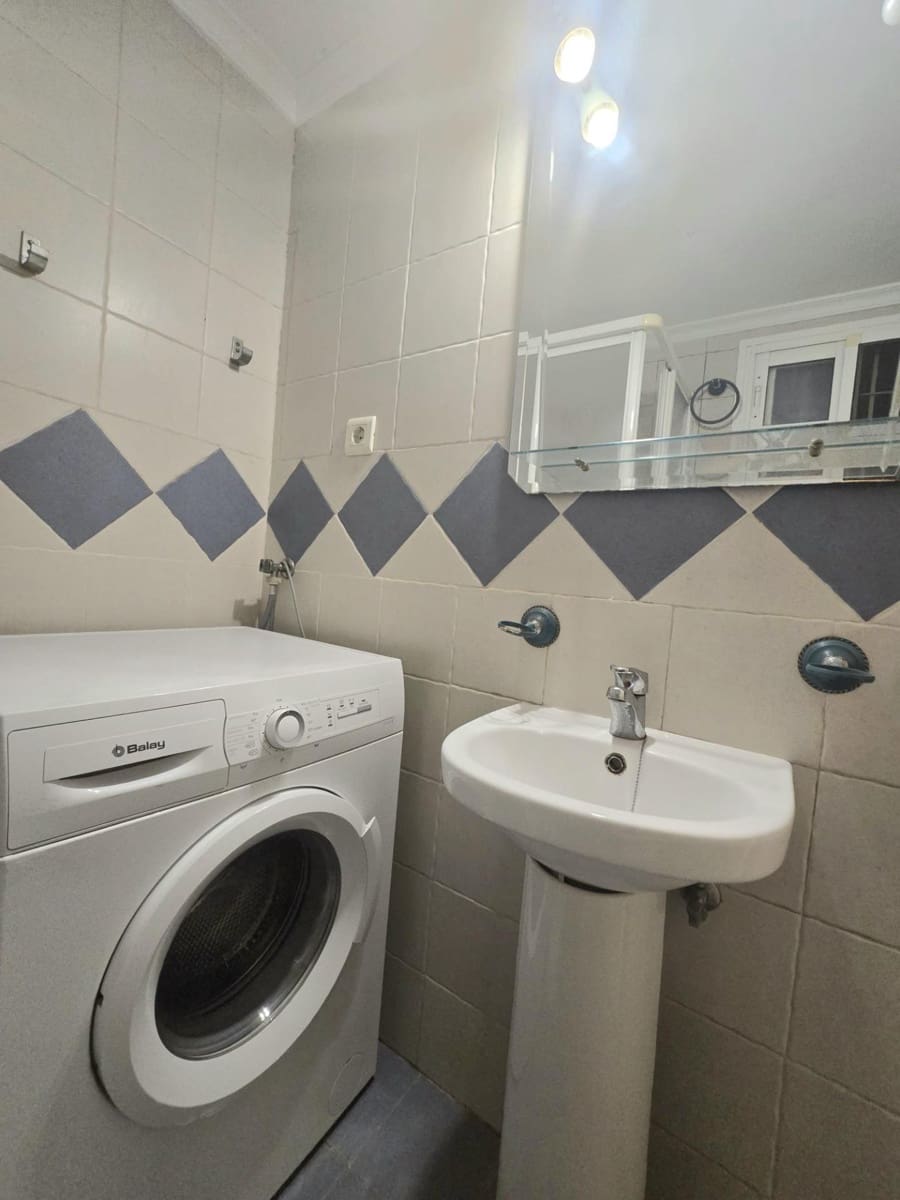 Studio til salgs i Benalmadena med svømmebasseng - € 149 500 (Ref: 9656929)