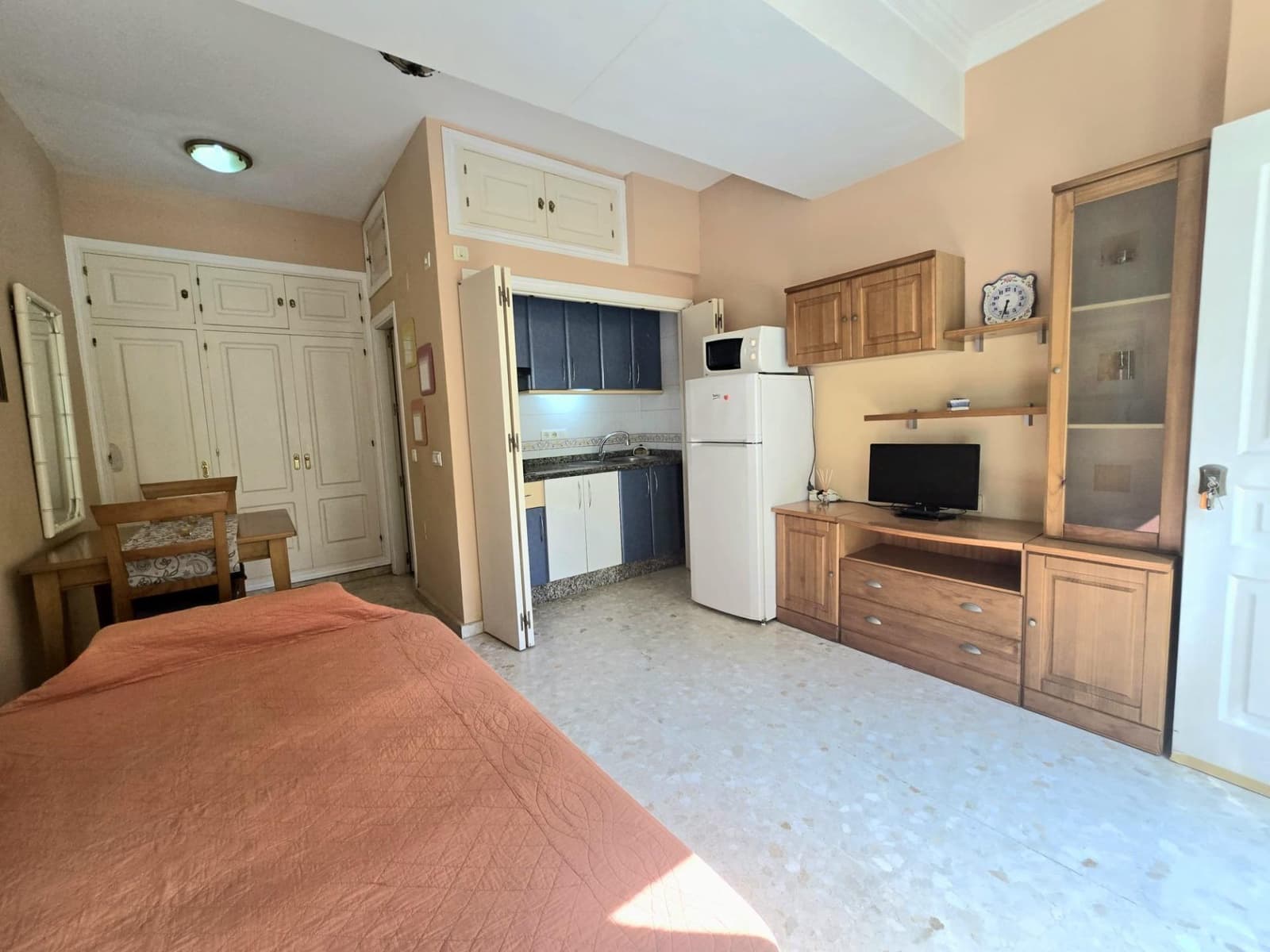Studio til salgs i Benalmadena med svømmebasseng - € 149 500 (Ref: 9656929)