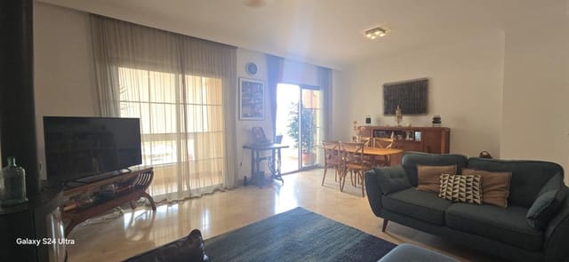 4 soverom Kjedet enebolig til salgs i Nueva Torrequebrada, Benalmádena med svømmebasseng garasje - € 675 000 (Ref: 9656931)
