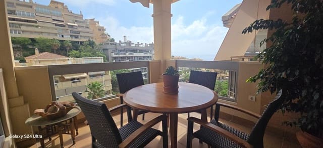 4 soverom Kjedet enebolig til salgs i Nueva Torrequebrada, Benalmádena med svømmebasseng garasje - € 675 000 (Ref: 9656931)