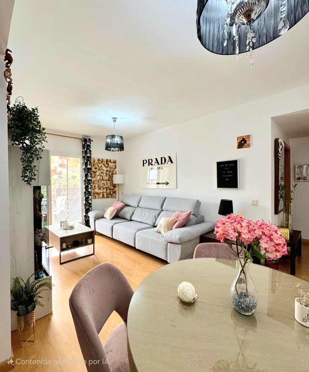 Piso de 2 habitaciones en Benalmádena en venta con piscina garaje - 335.000 € (Ref: 9656932)