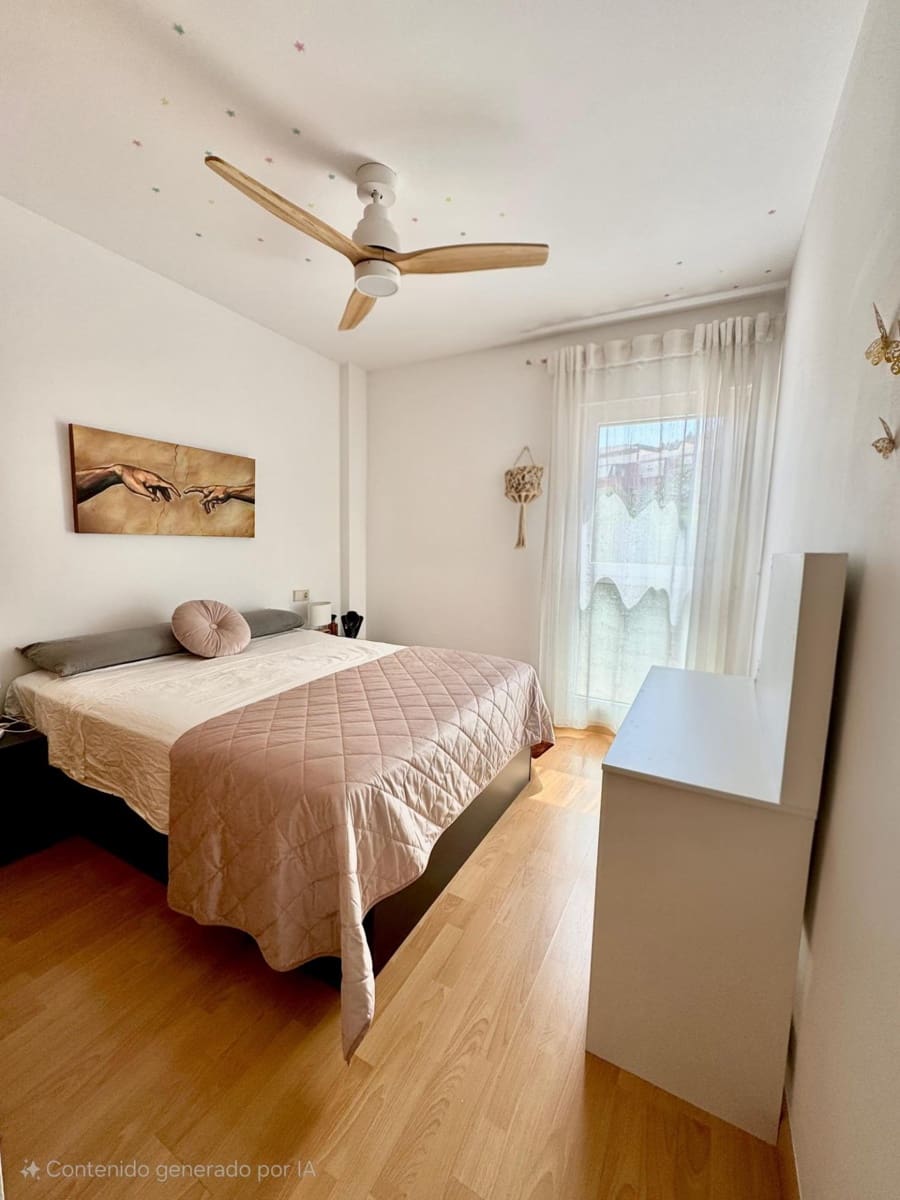 Piso de 2 habitaciones en Benalmádena en venta con piscina garaje - 335.000 € (Ref: 9656932)