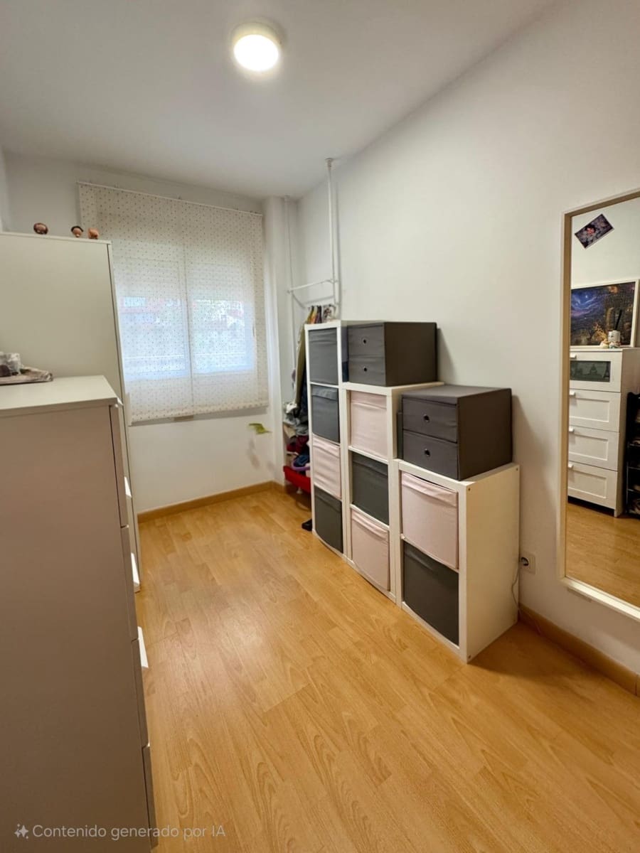 Piso de 2 habitaciones en Benalmádena en venta con piscina garaje - 335.000 € (Ref: 9656932)