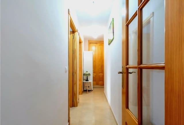 2 quarto Apartamento para venda em Ojen com garagem - 230 000 € (Ref: 9656933)