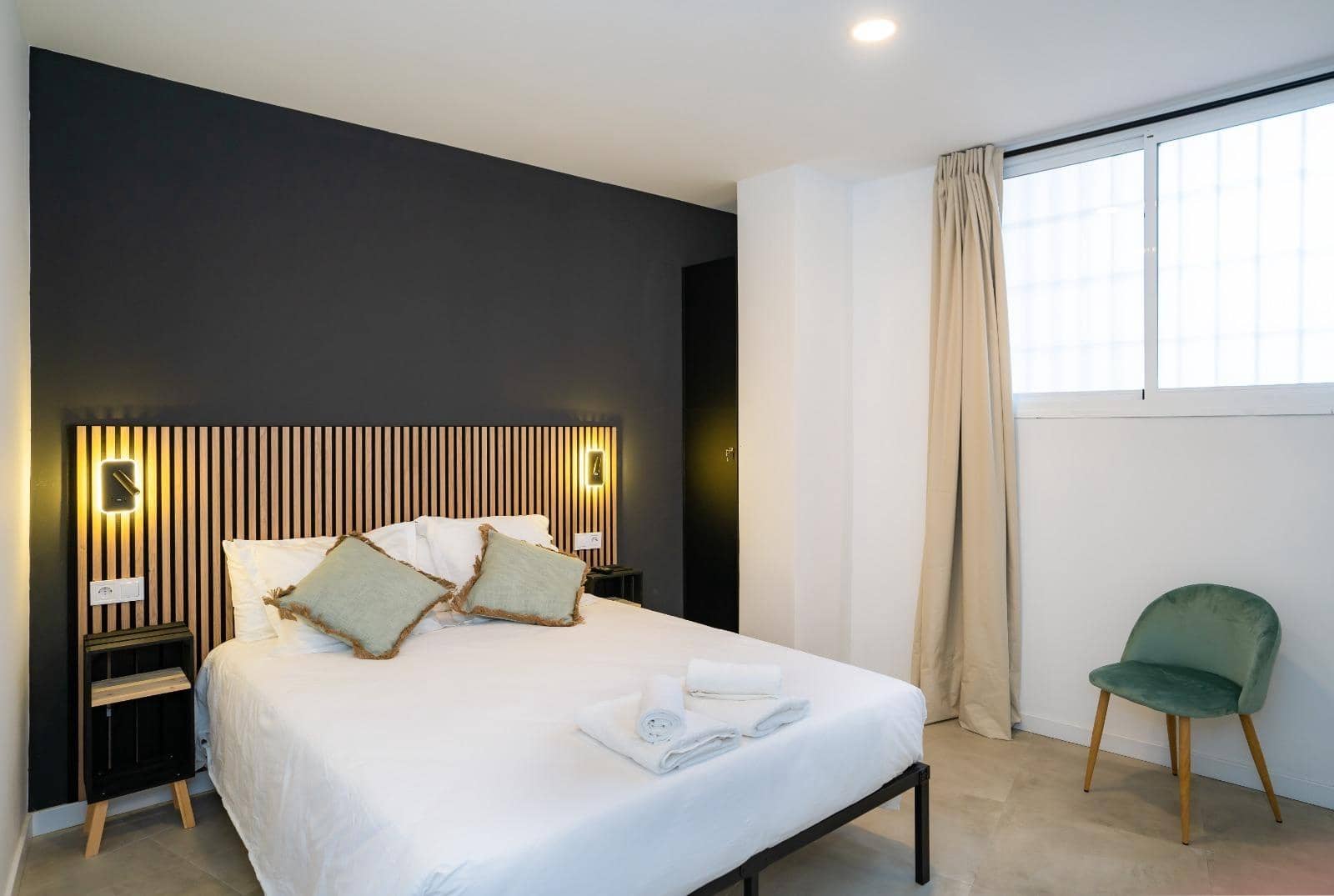 1 slaapkamer Flat te koop in Malaga stad met zwembad - € 215.000 (Ref: 9659353)