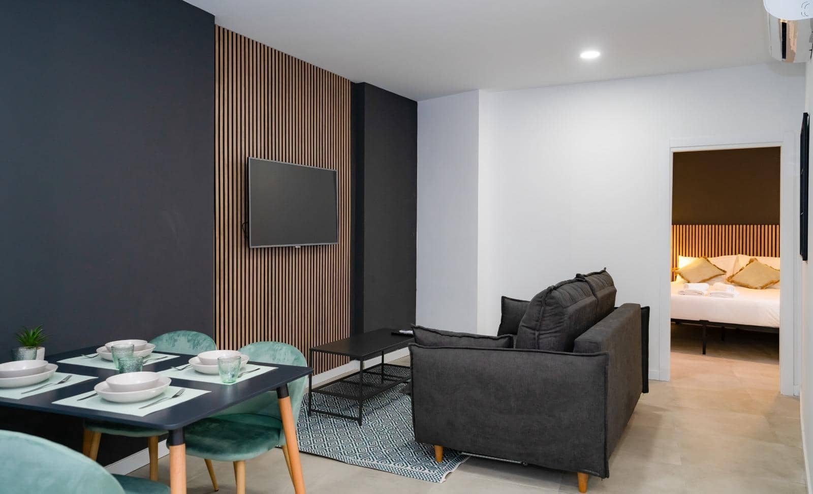 1 slaapkamer Flat te koop in Malaga stad met zwembad - € 215.000 (Ref: 9659353)