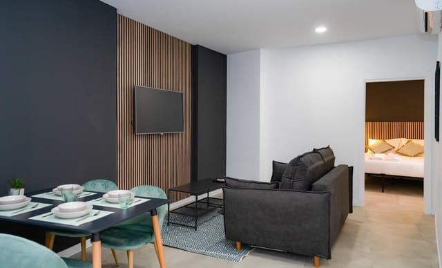 1 slaapkamer Flat te koop in Carretera de Cadiz, Málaga stad met zwembad - € 215.000 (Ref: 9659353)