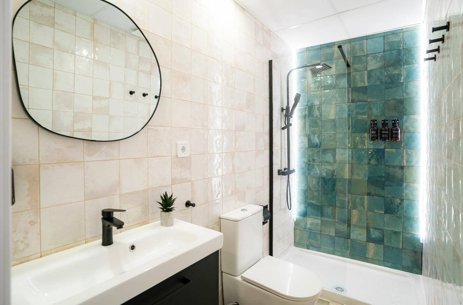 1 slaapkamer Flat te koop in Malaga stad met zwembad - € 215.000 (Ref: 9659353)