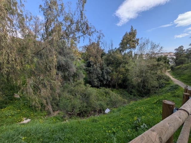 Building Plot for sale in Benalmádena - € 1,300,000 (Ref: 9670577)