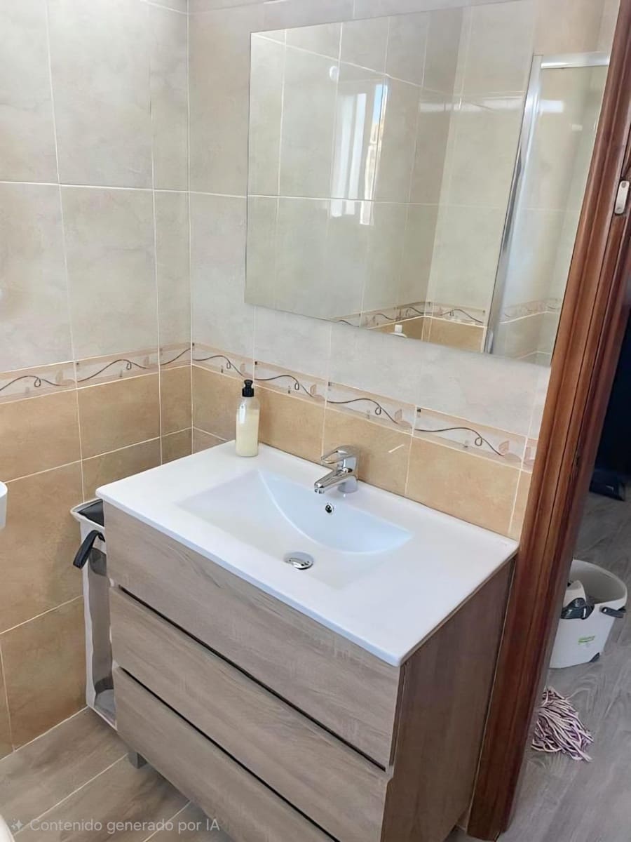 2 slaapkamer Flat te koop in Torremolinos met zwembad - € 285.000 (Ref: 9670582)