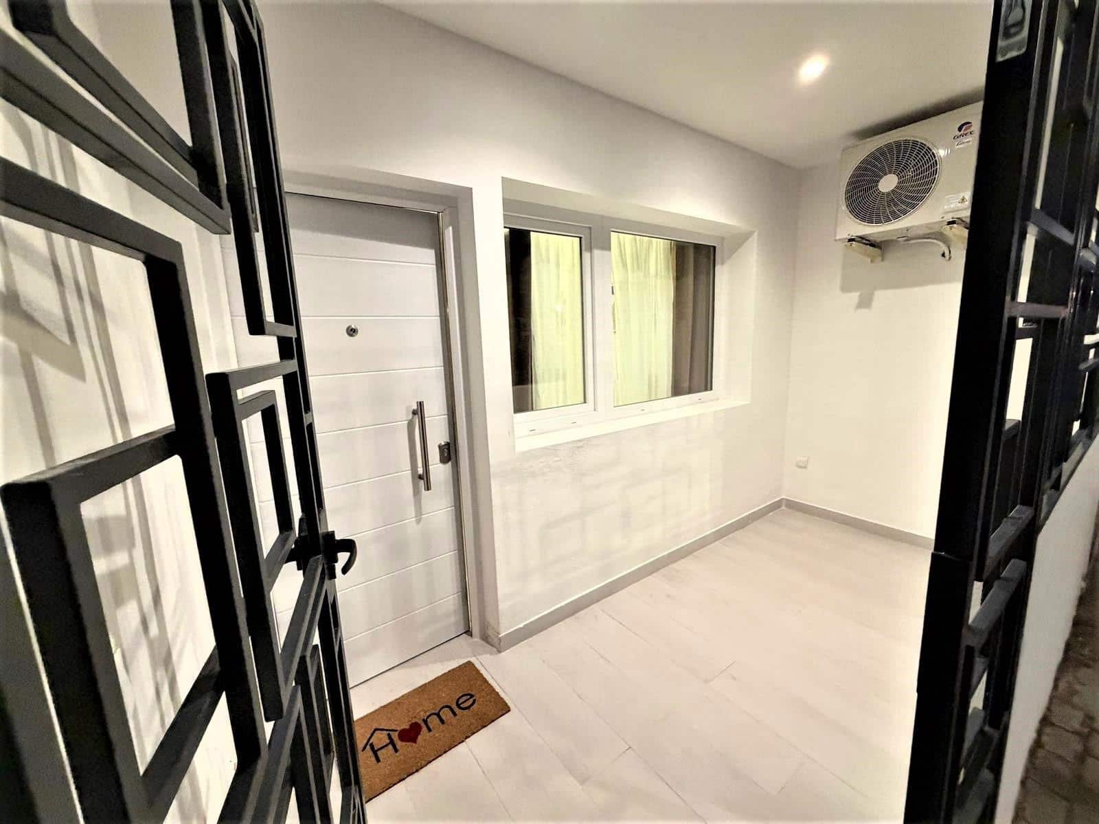 Studio for sale in Torremolinos - € 229,000 (Ref: 9674143)