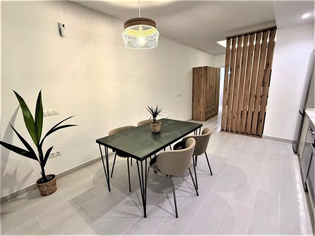 Studio for sale in Torremolinos - € 229,000 (Ref: 9674143)