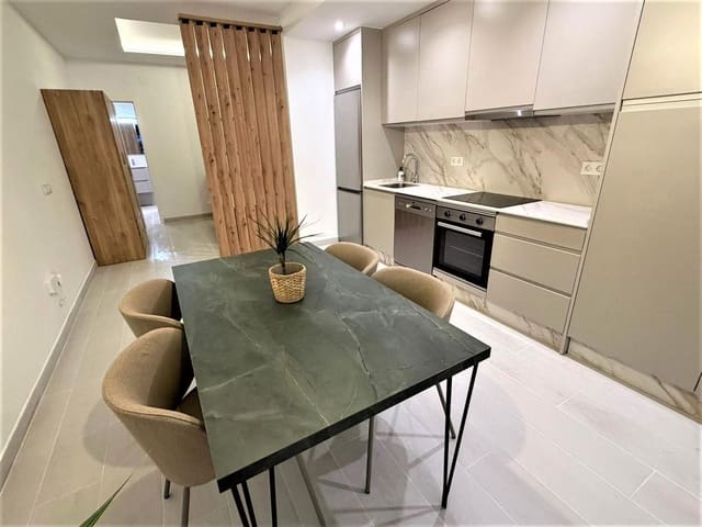 Studio for sale in Torremolinos - € 229,000 (Ref: 9674143)