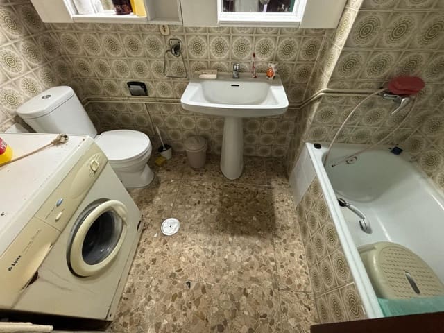 Studio for sale in Torremolinos - € 138,000 (Ref: 9677414)