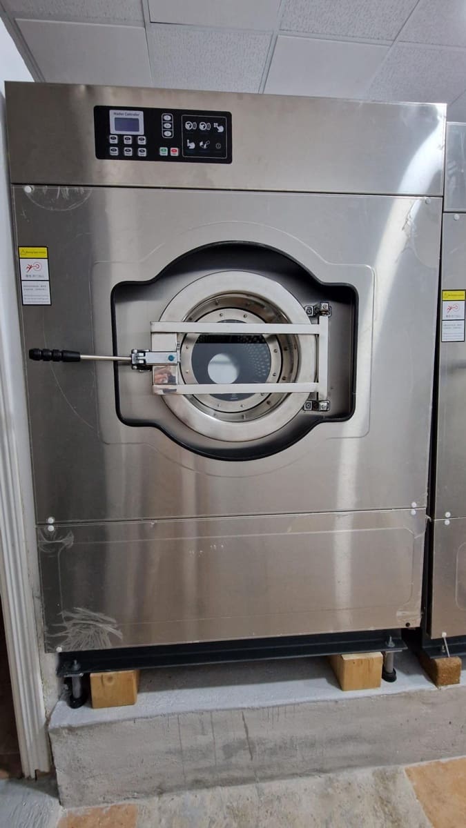 Komercyjne na sprzedaż w Benalmadena - 32 000 € (Ref: 9686352)