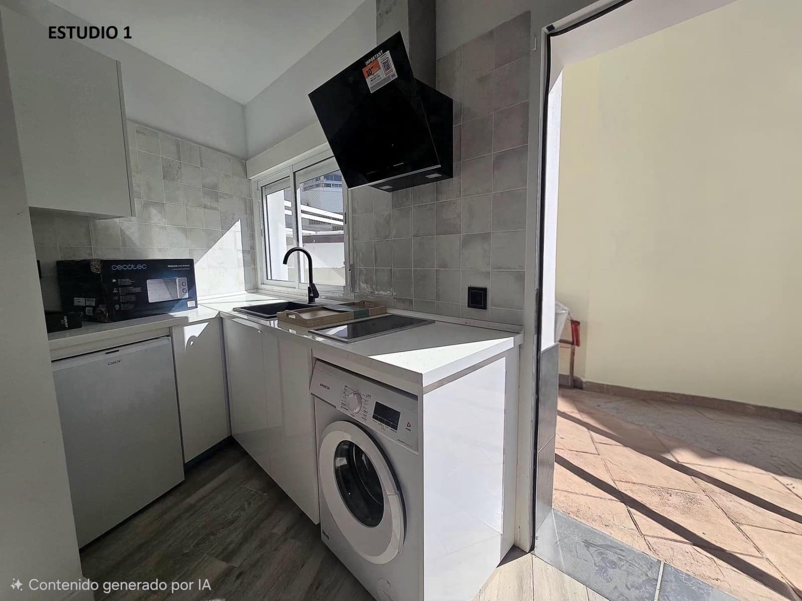 Commercieel te koop in Torremolinos - € 255.000 (Ref: 9690547)