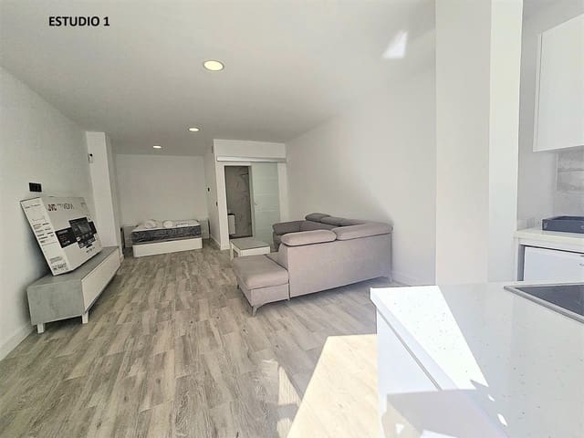 Commercieel te koop in Torremolinos - € 255.000 (Ref: 9690547)