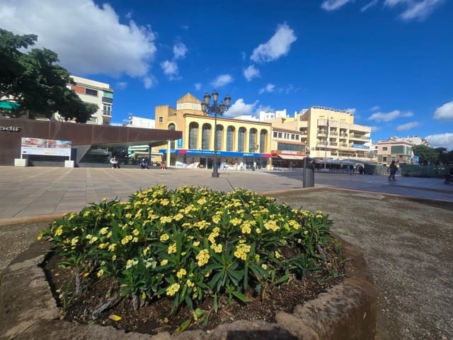 Commercieel te koop in Torremolinos - € 255.000 (Ref: 9690547)