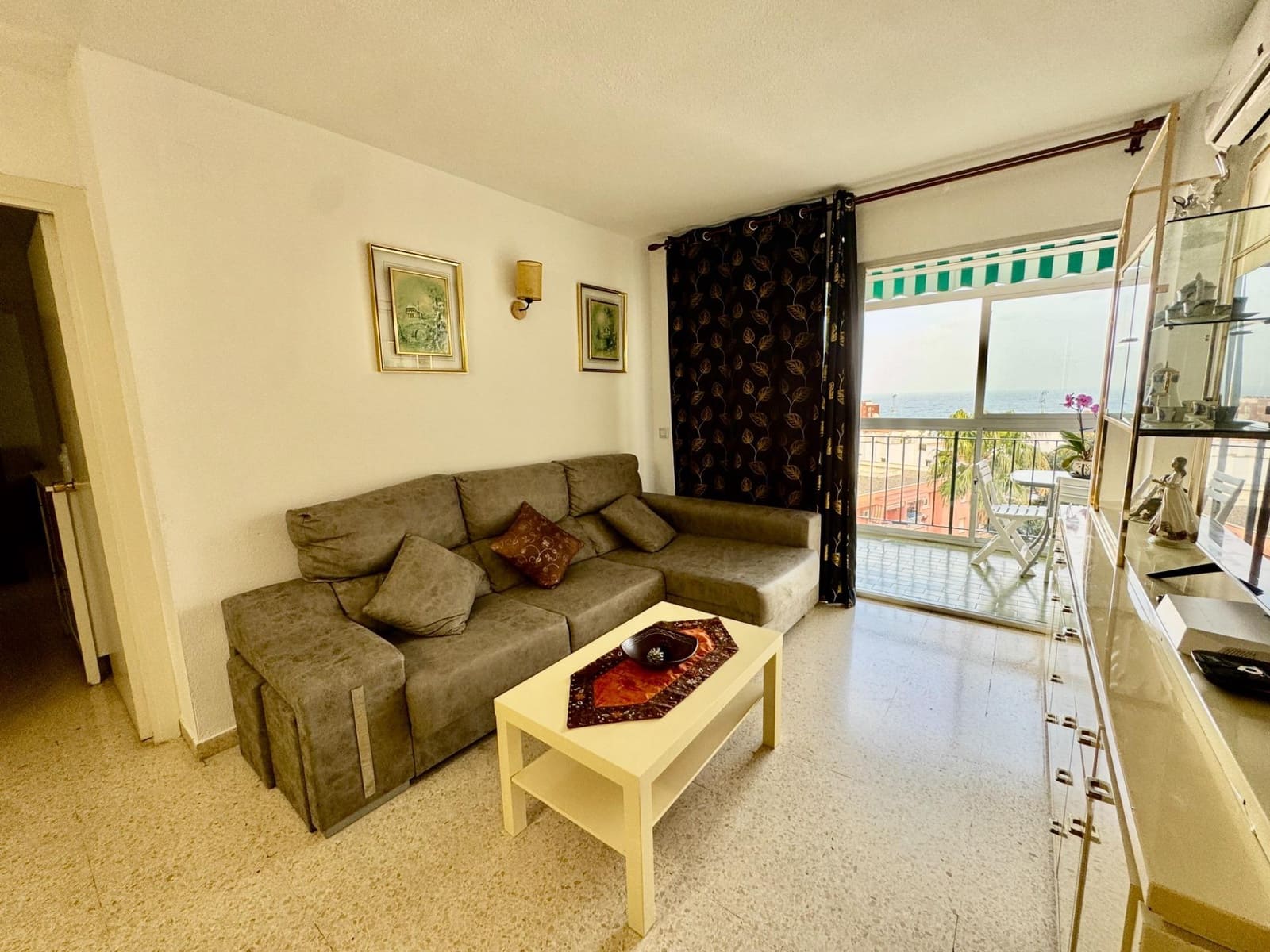 3 bedroom Flat for rent in Torremolinos with pool - € 1,300 (Ref: 9698790)