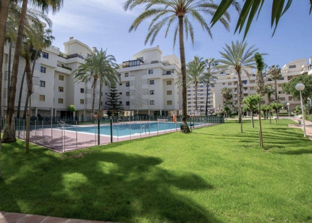 3 bedroom Flat for sale in Torremolinos with pool garage - € 890,000 (Ref: 9698791)