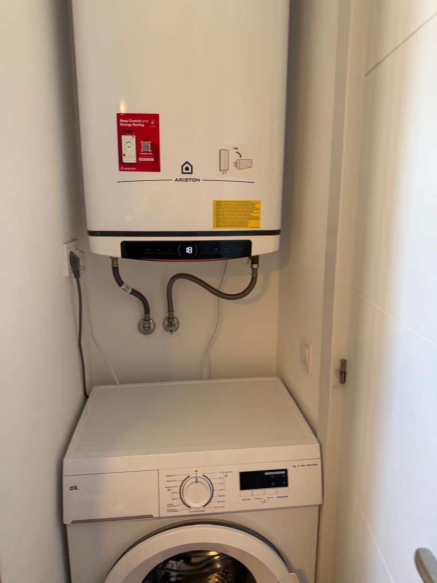 1 bedroom Apartment for sale in Benalmadena with pool - € 215,000 (Ref: 9711918)