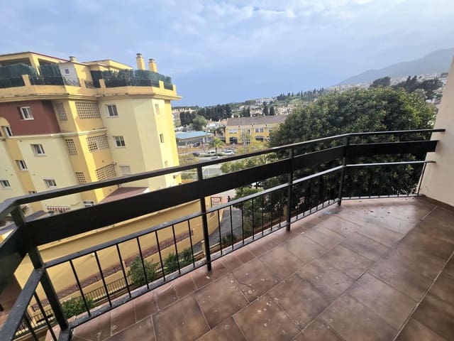 3 bedroom Flat for rent in Churriana, Málaga city with pool - € 1,100 (Ref: 9711920)