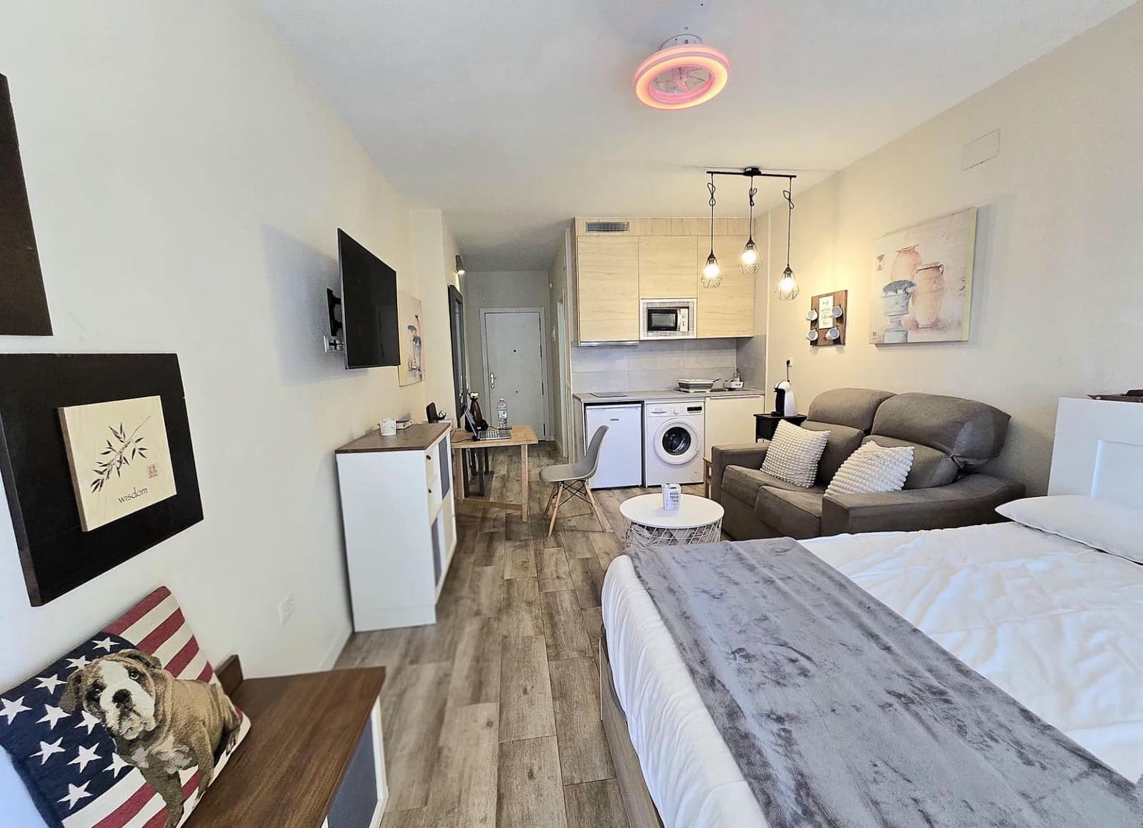 Studio for sale in Torremolinos - € 145,500 (Ref: 9714869)