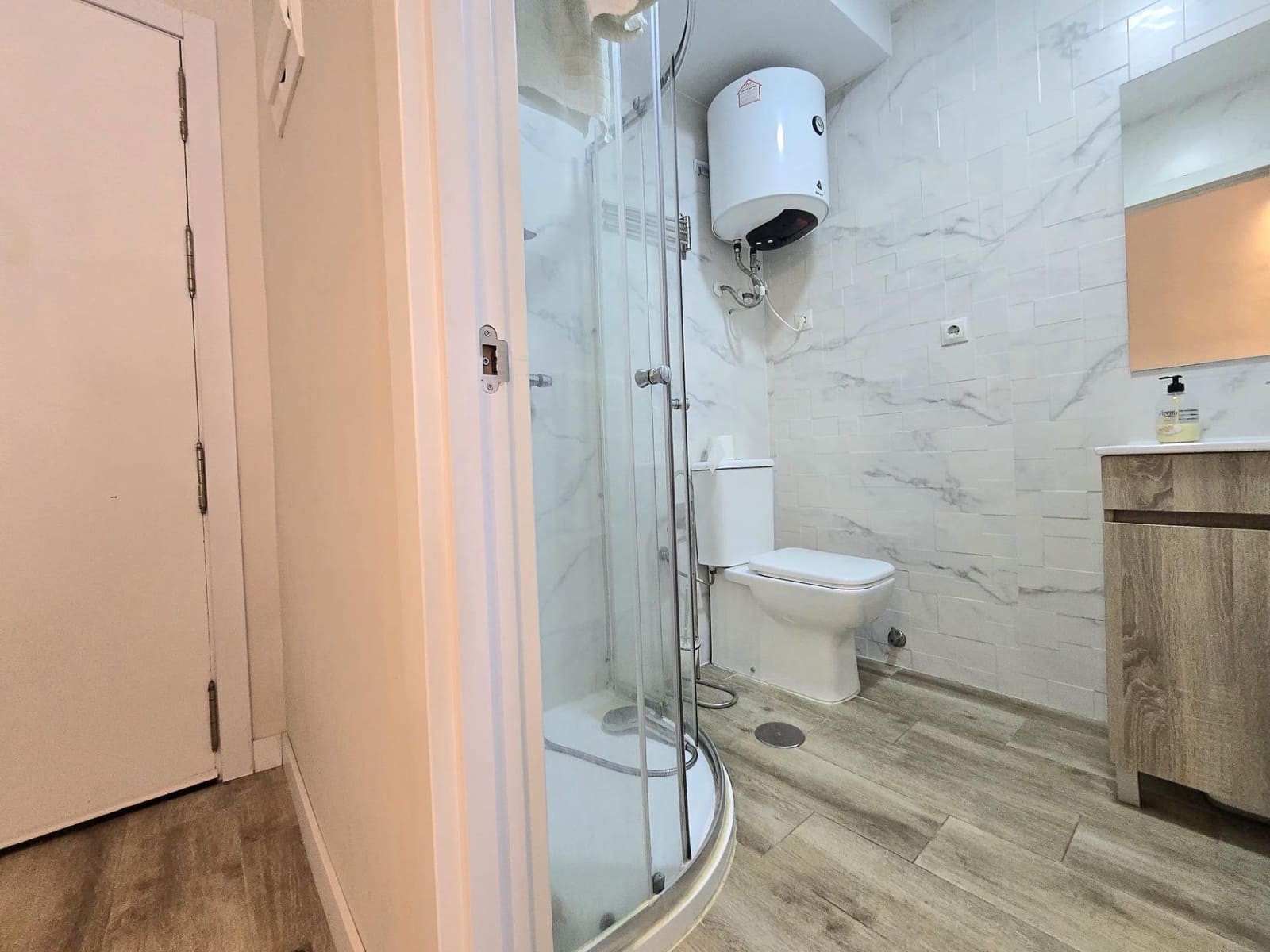 Studio for sale in Torremolinos - € 145,500 (Ref: 9714869)