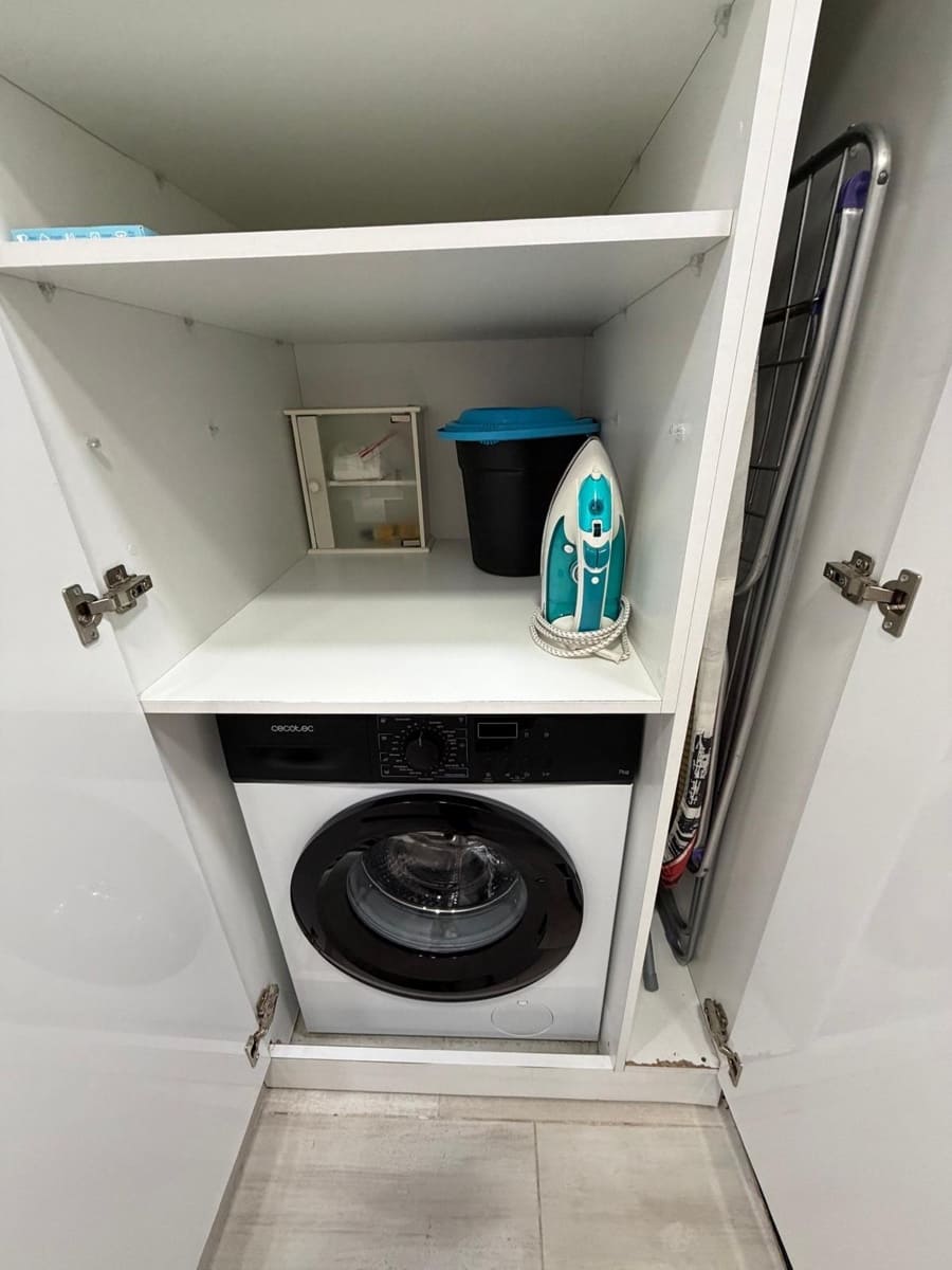 2 bedroom Apartment for sale in Torremolinos with pool - € 325,000 (Ref: 9721625)