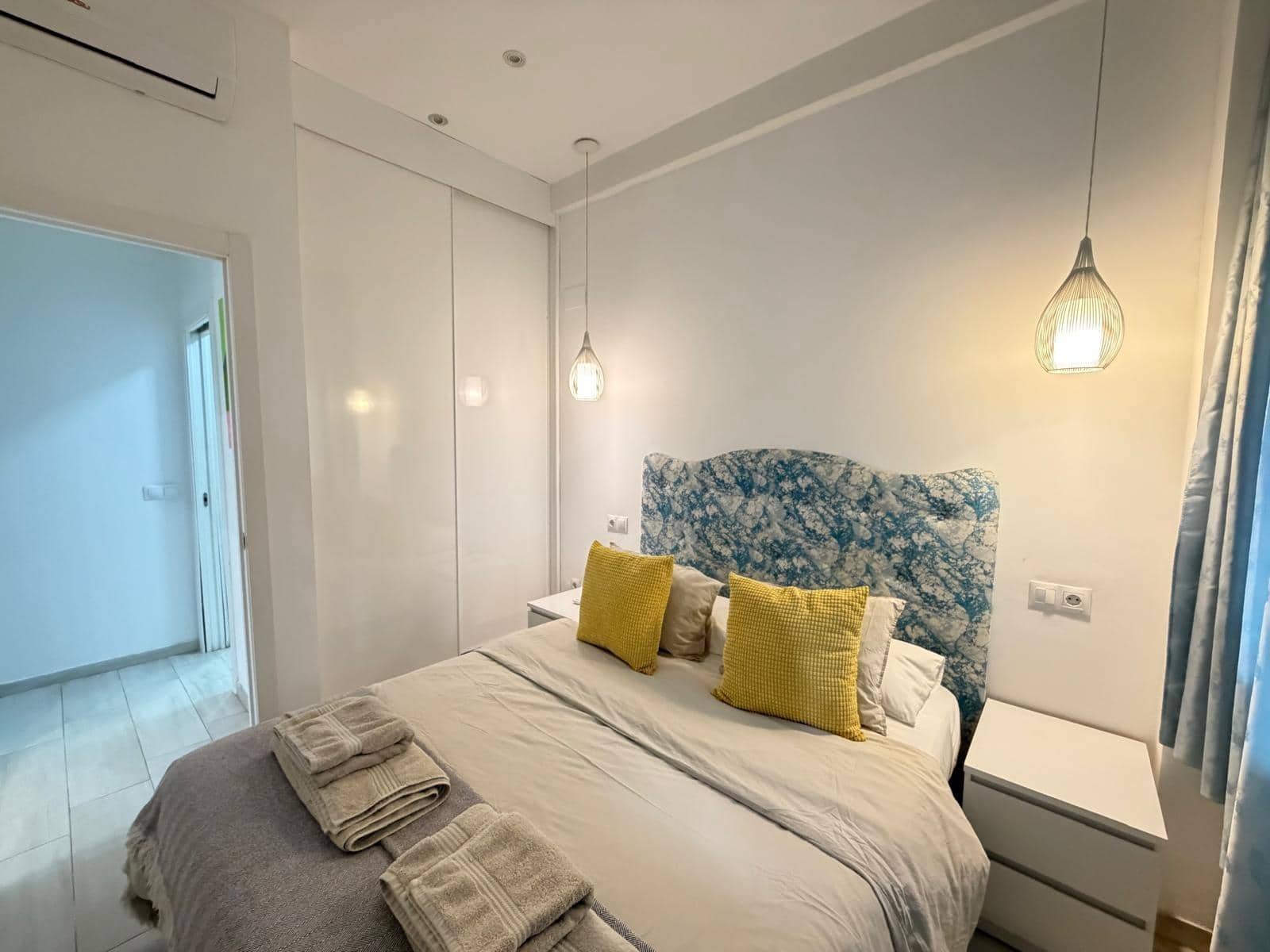 2 bedroom Apartment for sale in Torremolinos with pool - € 325,000 (Ref: 9721625)