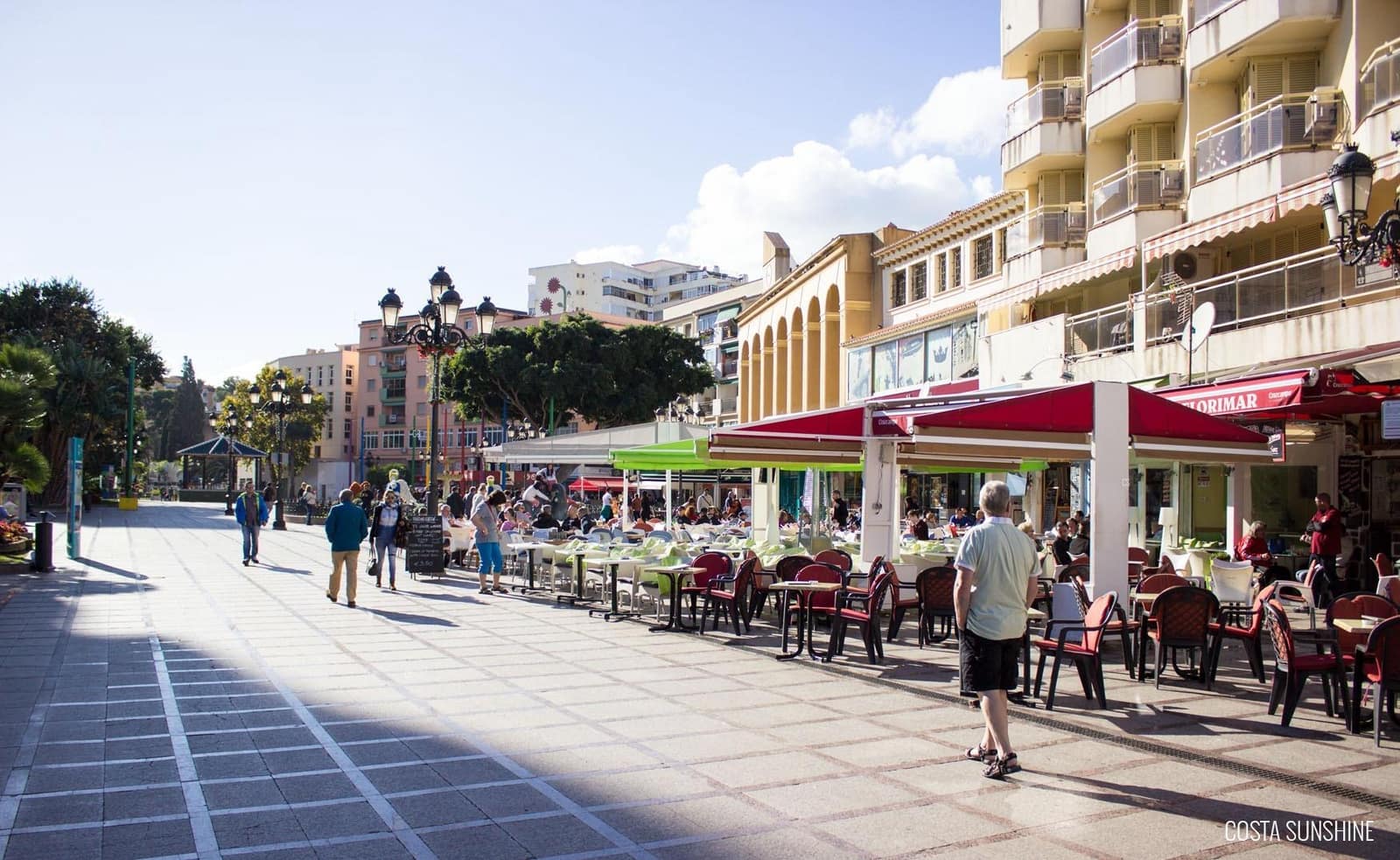 2 bedroom Apartment for sale in Torremolinos with pool - € 325,000 (Ref: 9721625)