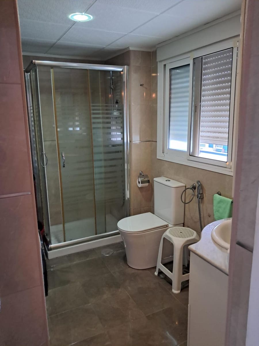 Flat for sale in Torremolinos - € 150,000 (Ref: 9726592)