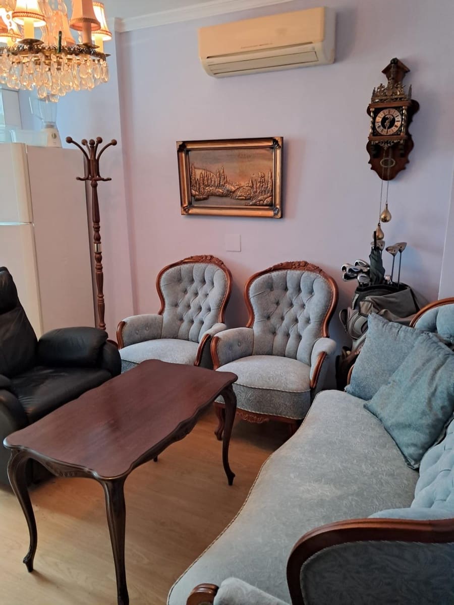 Flat for sale in Torremolinos - € 150,000 (Ref: 9726592)