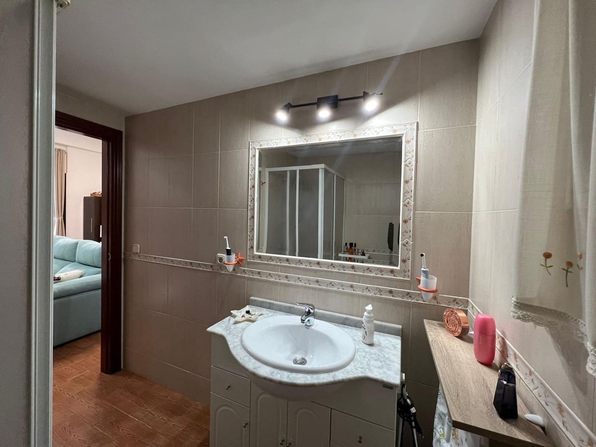 1 soverom Leilighet til salgs i Torremolinos med svømmebasseng - € 250 000 (Ref: 9726594)