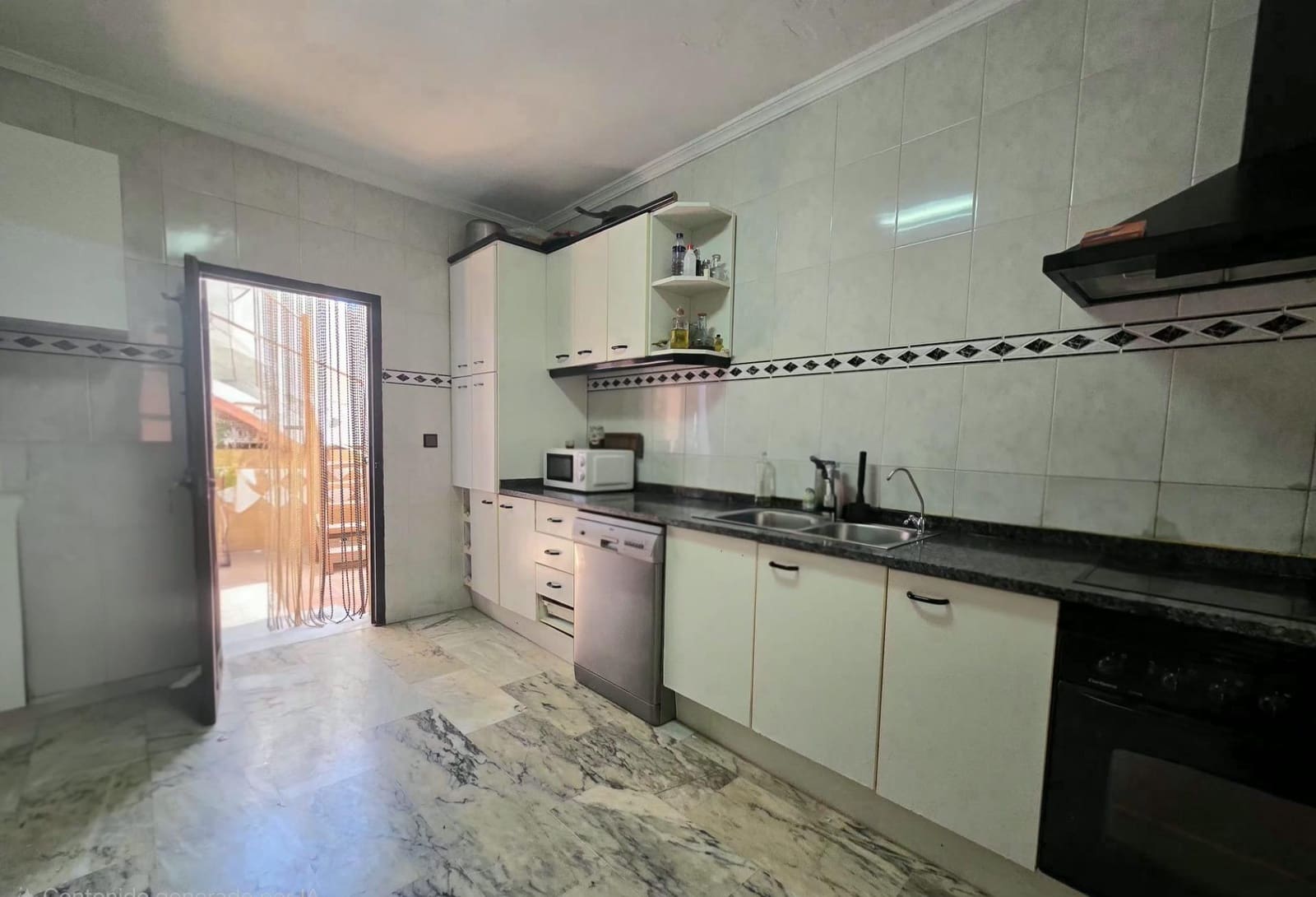 Casa de 3 habitaciones en Campanillas en venta - 239.000 € (Ref: 9738488)