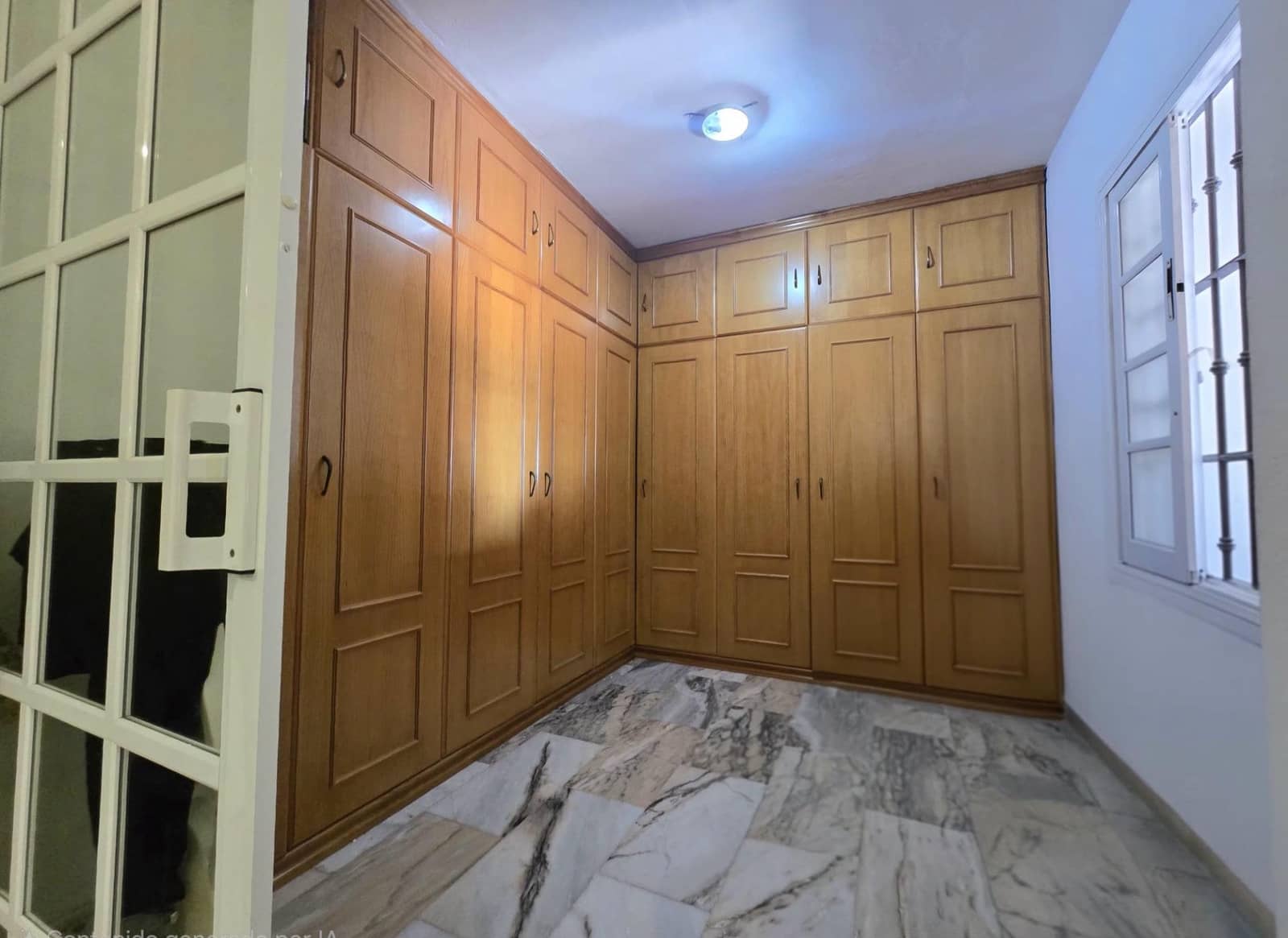 Casa de 3 habitaciones en Campanillas en venta - 239.000 € (Ref: 9738488)