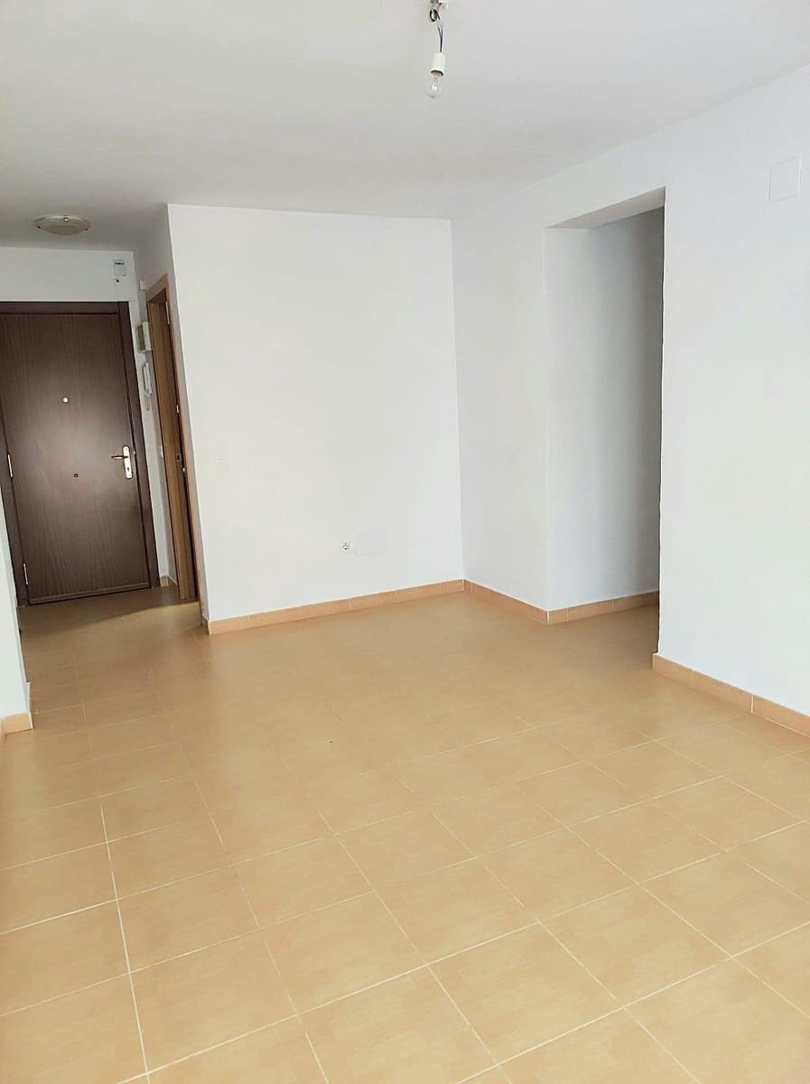 Piso de 3 habitaciones en Málaga ciudad en venta - 265.000 € (Ref: 9751936)