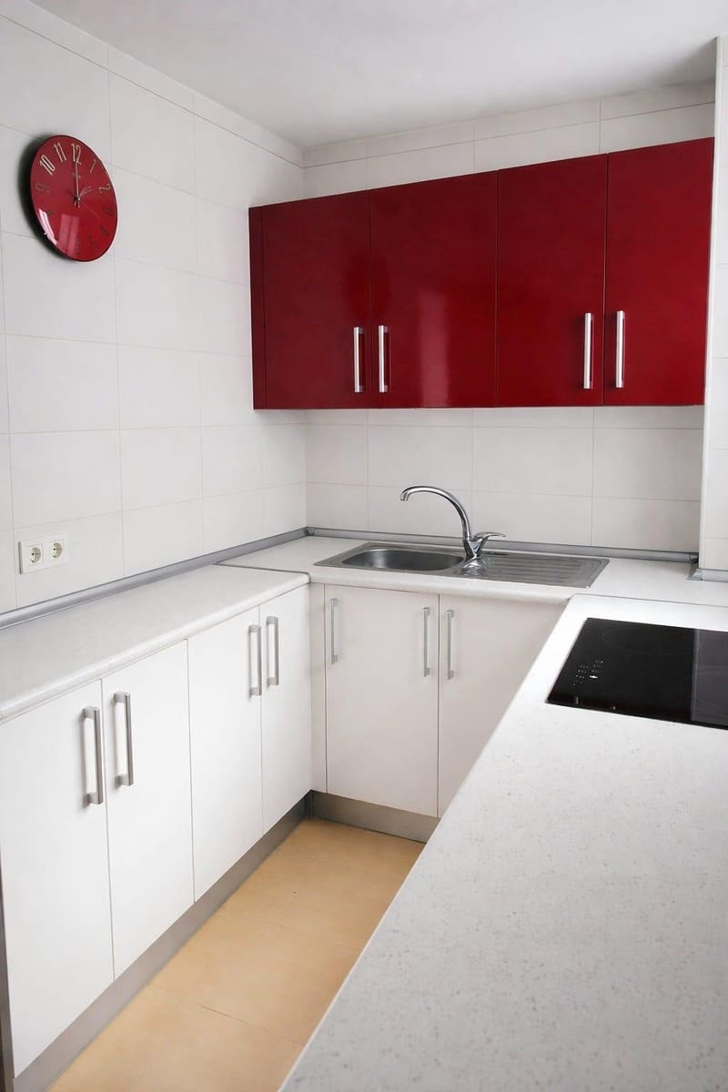 Piso de 3 habitaciones en Málaga ciudad en venta - 265.000 € (Ref: 9751936)