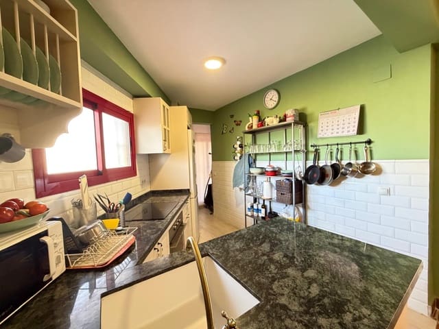 2 sovrum Lägenhet till salu i Torremolinos med pool - 425 000 € (Ref: 9751937)