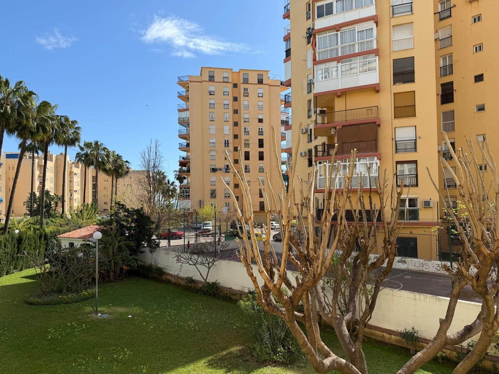 2 sovrum Lägenhet till salu i Torremolinos med pool - 425 000 € (Ref: 9751937)