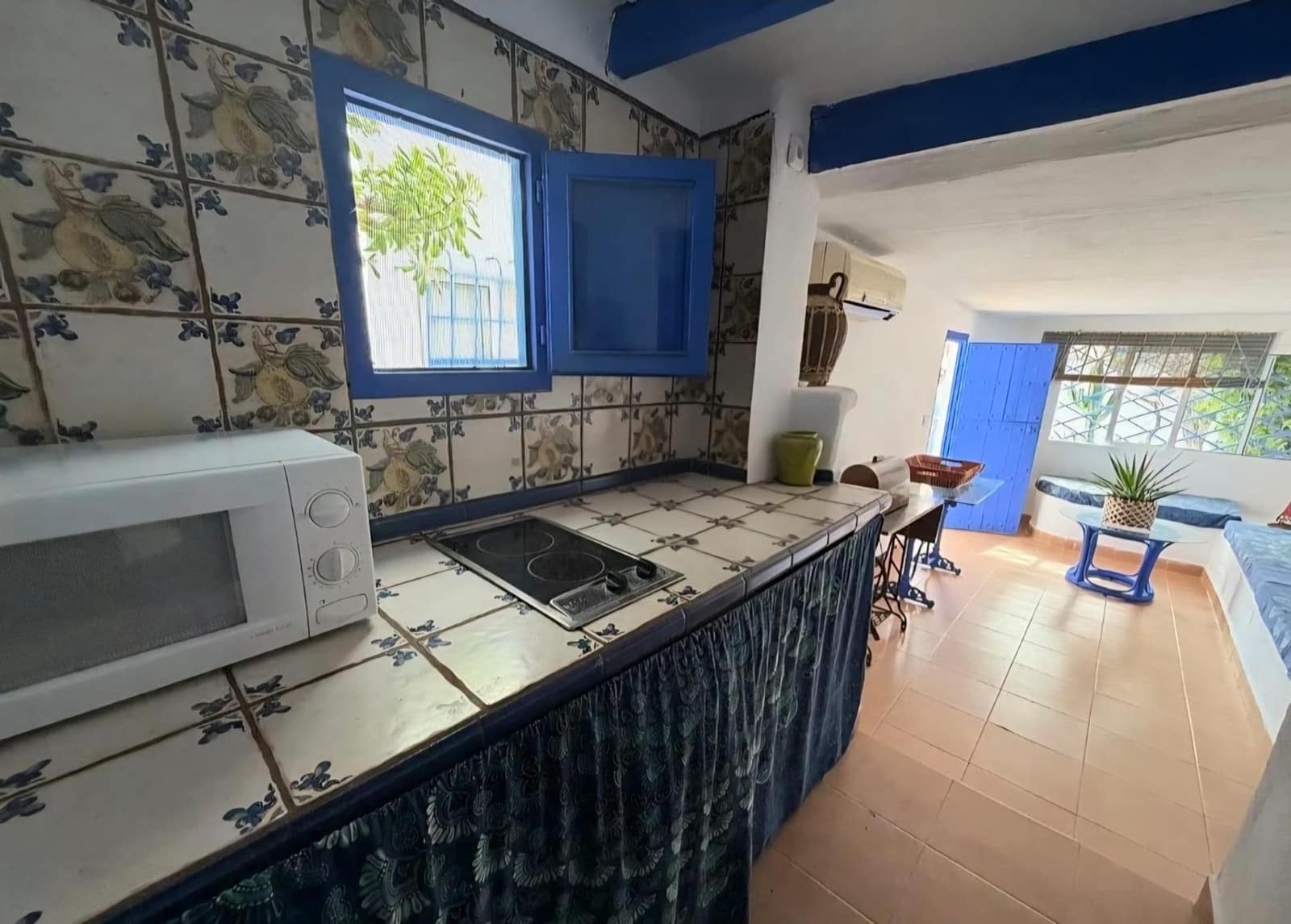 5 slaapkamer Villa te koop in Benalmadena Costa met zwembad garage - € 1.350.000 (Ref: 9755602)
