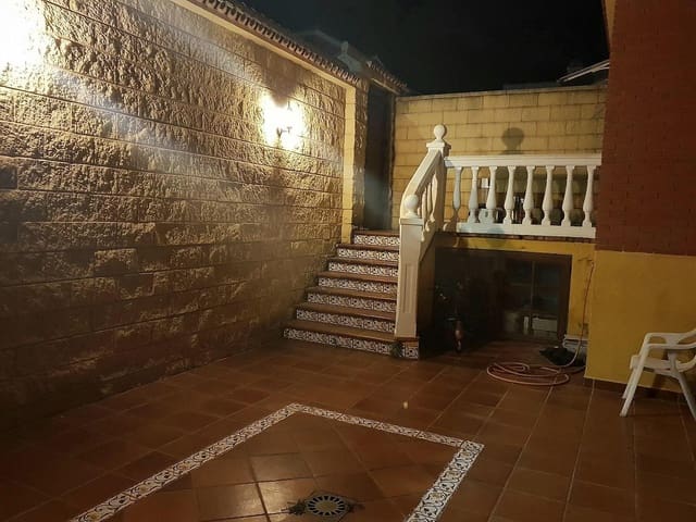 3 soverom Villa til salgs i Alhaurín de la Torre med garasje - € 590 000 (Ref: 9758905)