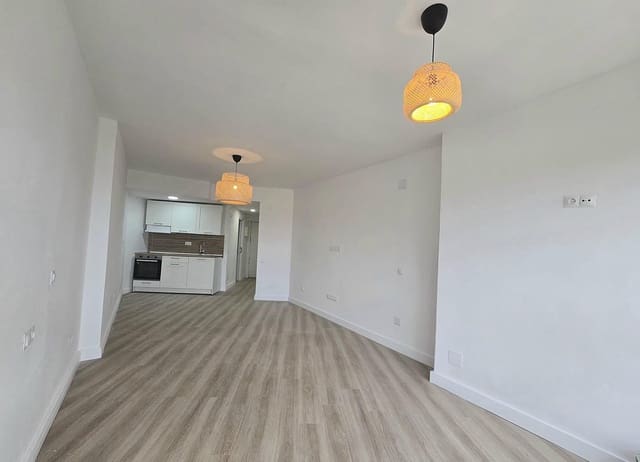 Studio til salg i Torremolinos med swimmingpool - € 193.000 (Ref: 9758906)