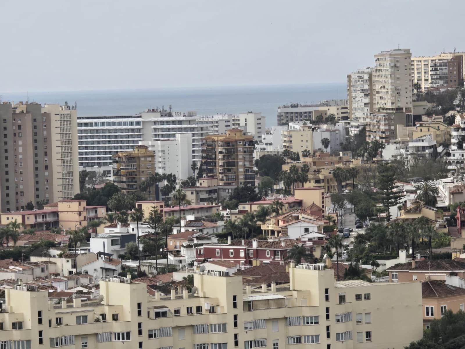 Studio til salg i Torremolinos med swimmingpool - € 193.000 (Ref: 9758906)