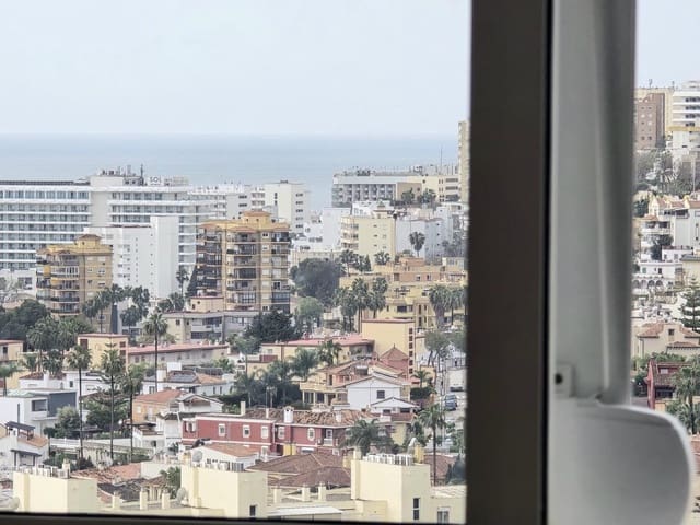 Studio til salg i Torremolinos med swimmingpool - € 193.000 (Ref: 9758906)